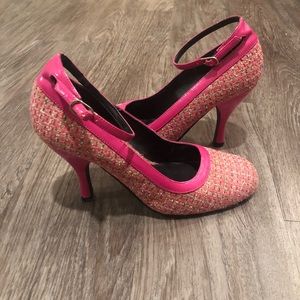Hot pink tweed pumps, Chinese Laundry.